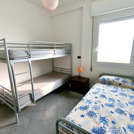 Fronte Mare Stupenda Terrazza Piramide Jesolo Lido Carraro Immobiliare - Family Apartments 外观 照片