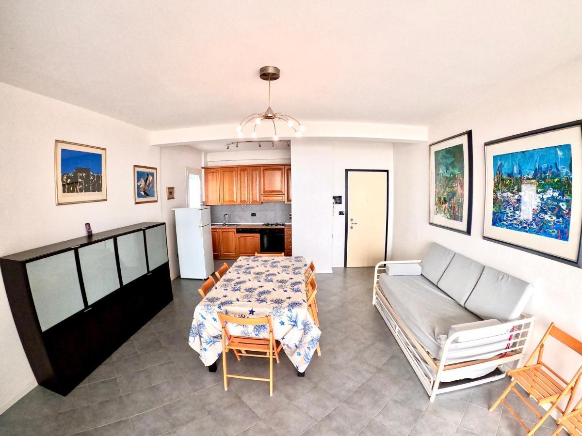 Fronte Mare Stupenda Terrazza Piramide Jesolo Lido Carraro Immobiliare - Family Apartments 外观 照片